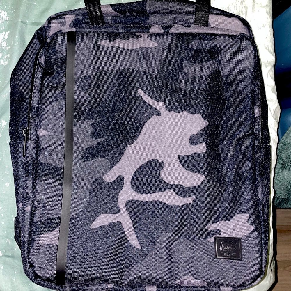 Herschel - Travel Tote Backpack - Dark Camouflage